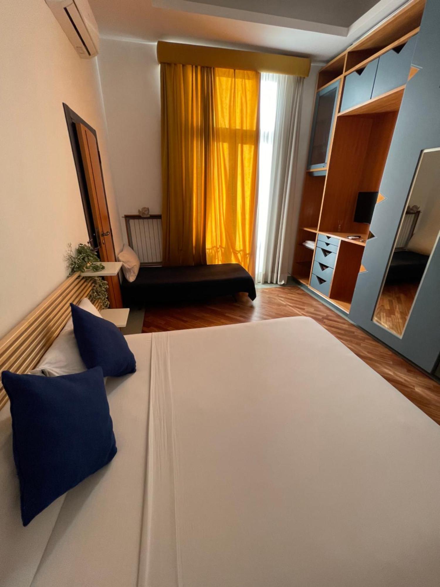 Nova Rooms Naples Extérieur photo
